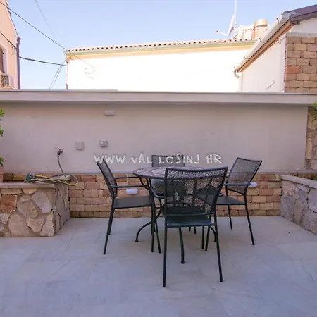 Moris A2 * Veli Lošinj